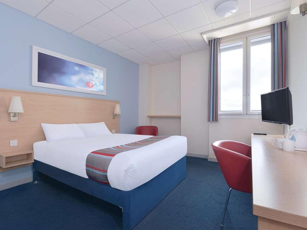 Travelodge Nuneaton Bedworth Habitación foto